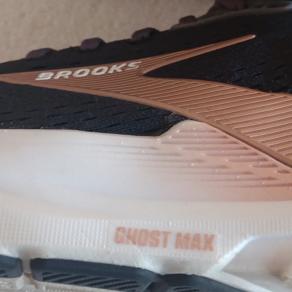Brooks Ghost Max 3 Professional Running Shoes - image 8